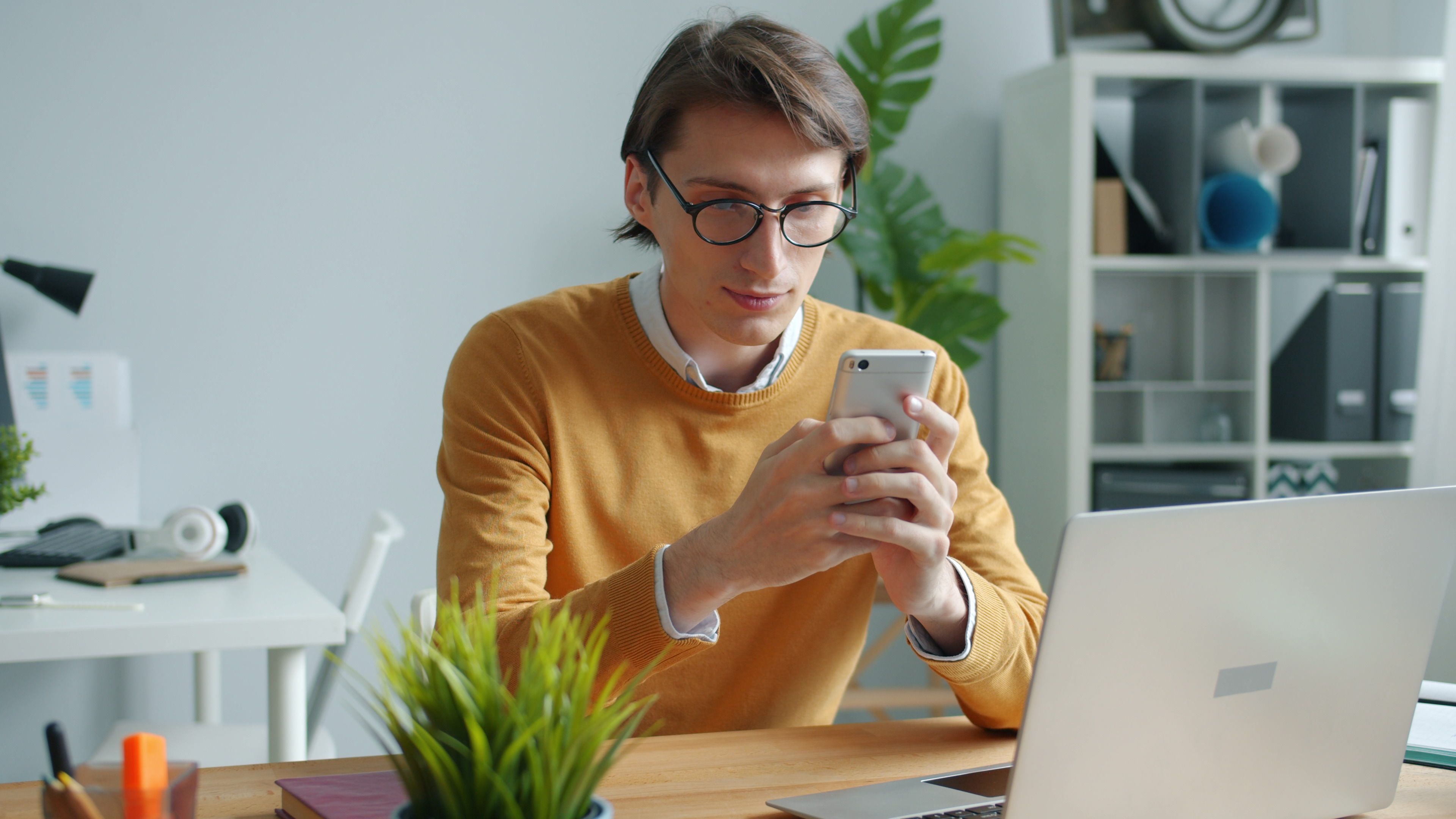 Éditeur qui gère son site partenaire